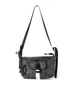 A.P.C. オリーブグリーン ショルダーバッグ　TREK Trek ショルダーバッグ｜HOMME ｜A.P.C. | アーペーセー日本公式