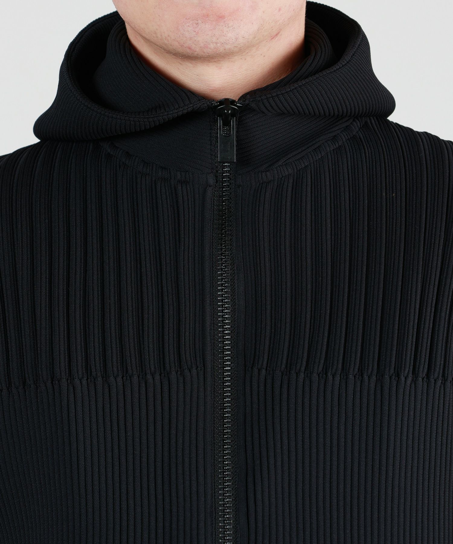 CFCL(シーエフシーエル)】 FLUTED HOODIE JACKET｜PARIGOT ONLINE 
