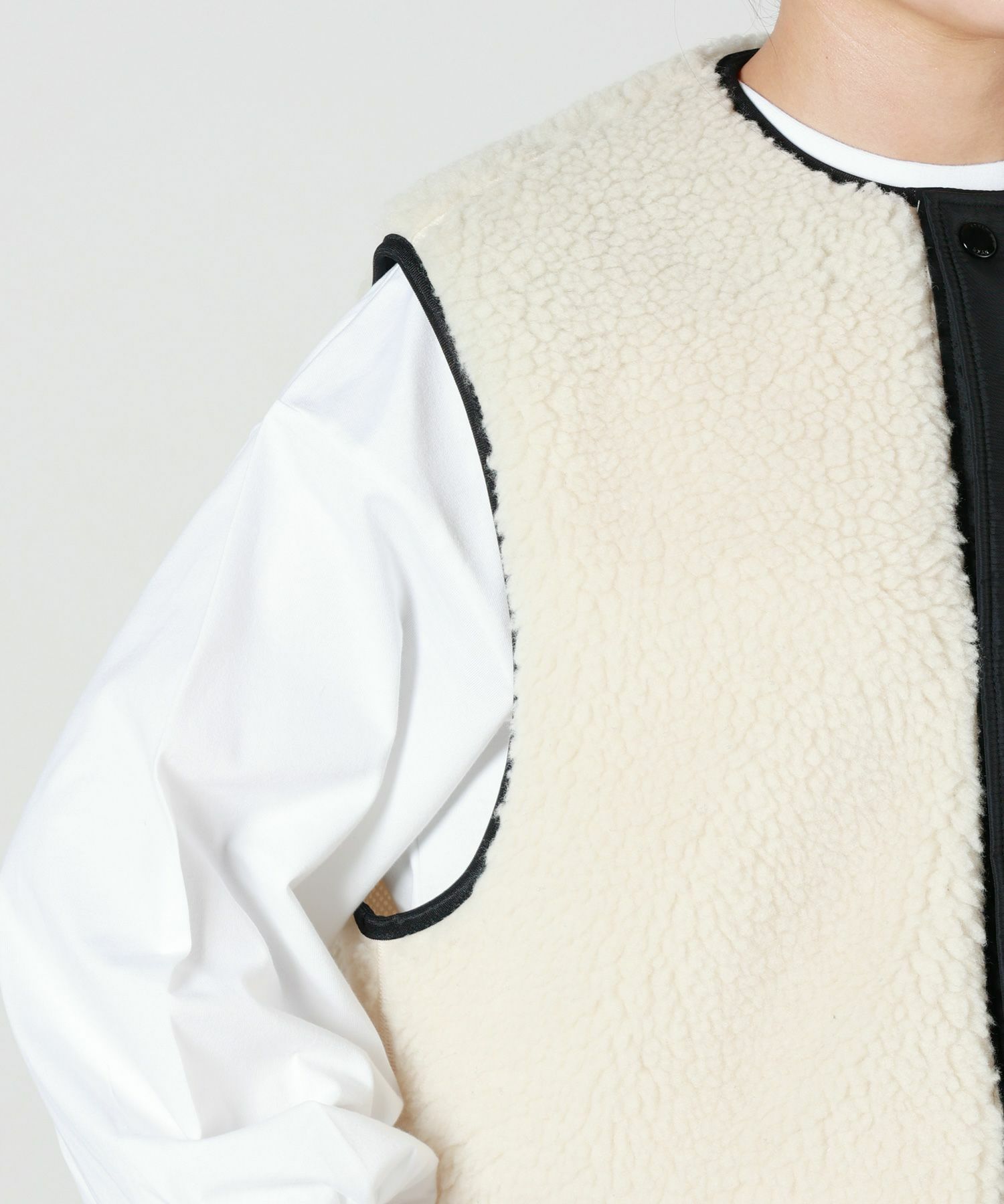 HYKE(ハイク)】FAUX SHEARING VEST｜PARIGOT ONLINE（パリゴオンライン）