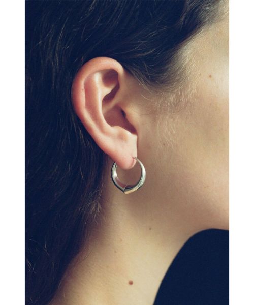 SOPHIE BUHAI ピアス large SOPHIE BUHAI ピアス large Bagel Hoops | Sophie Buhai