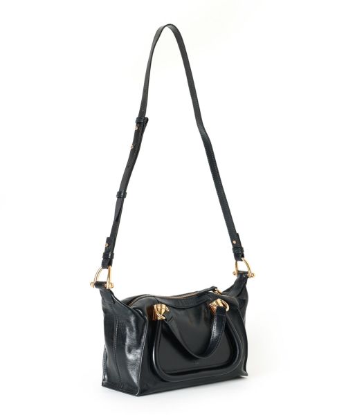 Chloe(クロエ)】 シャイニーレザー製PARATY 24スモールバッグ