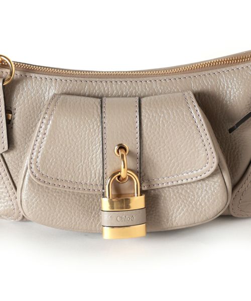 Chloe(クロエ)】 グレインレザー製THE 99ショルダーバッグ