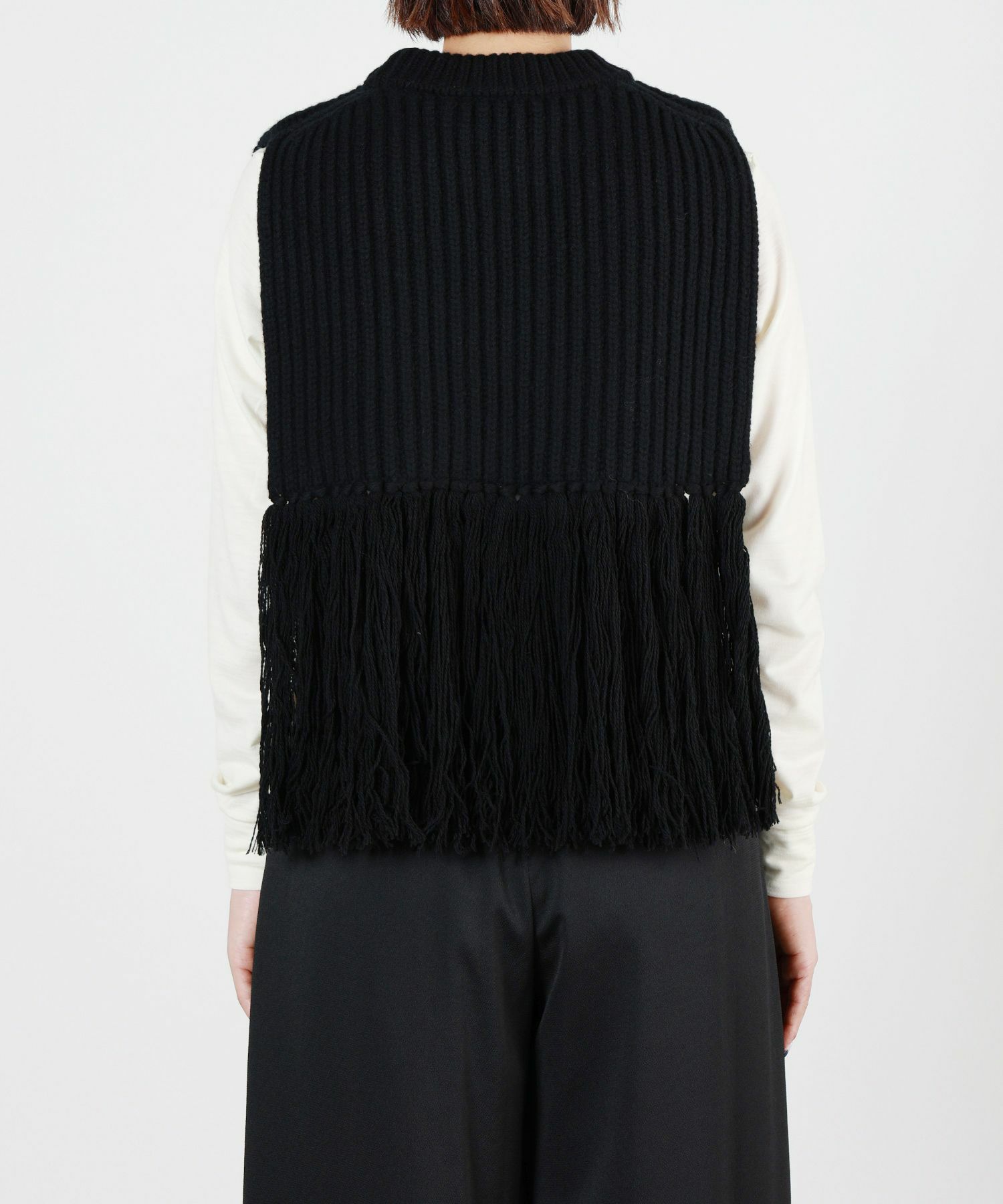 HYKE(ハイク)】 WOOL RIBBED SWEATER TOP WITH FRINGE｜PARIGOT ONLINE 