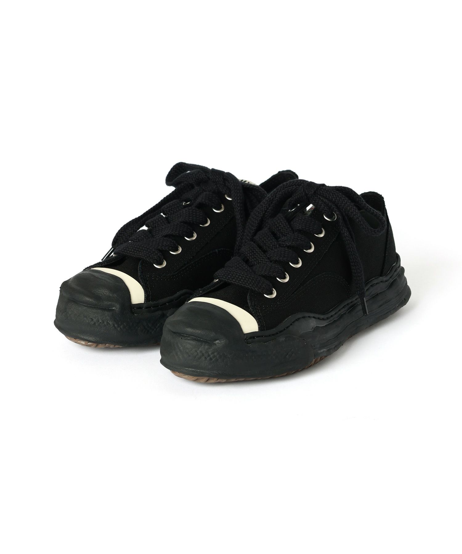 BLK/BLK