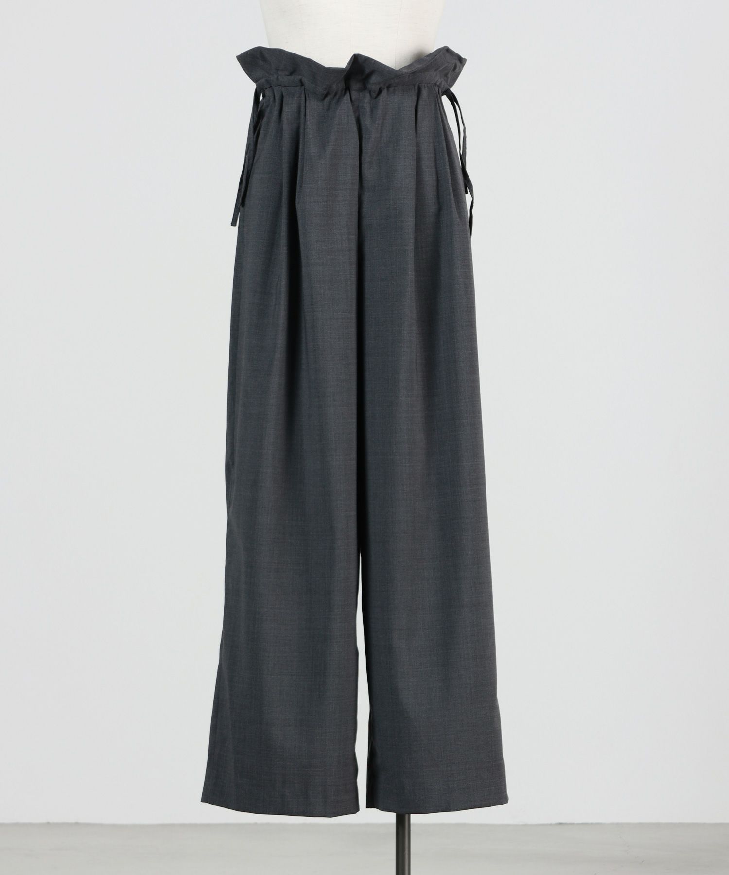 ENFOLD(エンフォルド)】 DOUBLE‐WASTE WIDE‐ PANTS｜PARIGOT ONLINE  