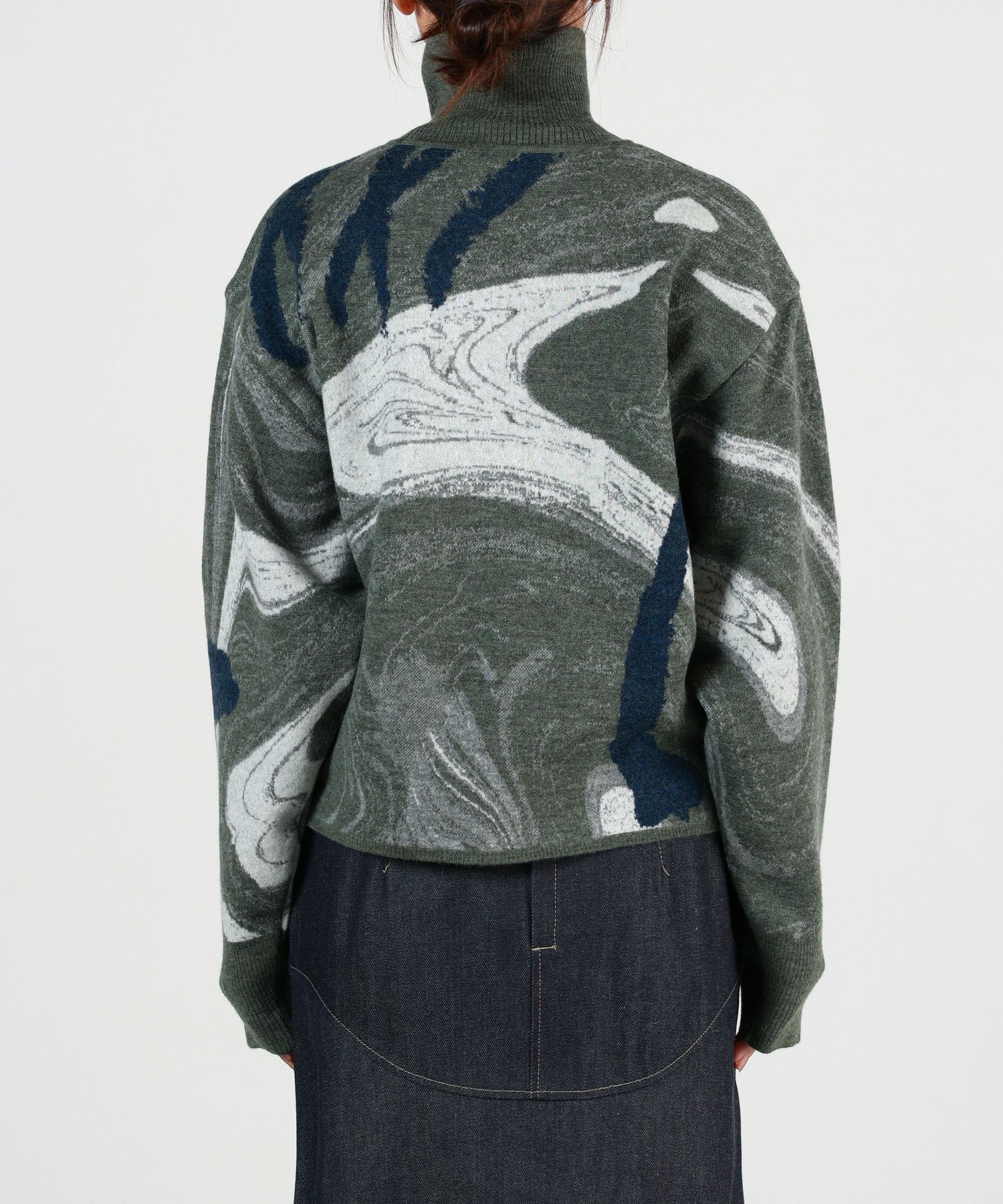 Mame Kurogouchi(マメ クロゴウチ)】 Marble Pattern High Neck 