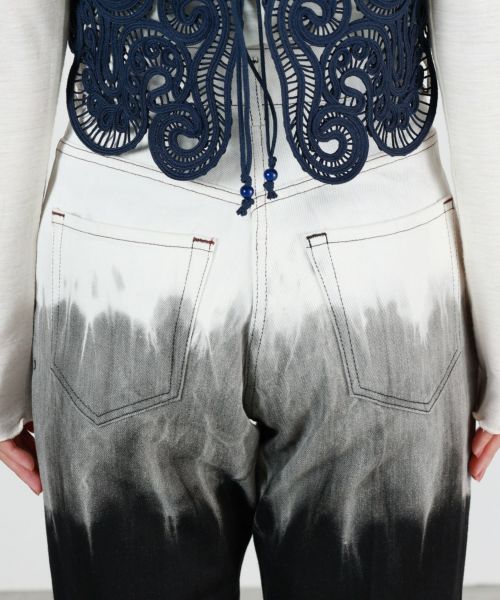 Mame Kurogouchi マメ GRADIENT DYE FLARE フレア ジーンズ Mame Kurogouchi：Gradient Dye Flare Jeans - BROWN - ORANN