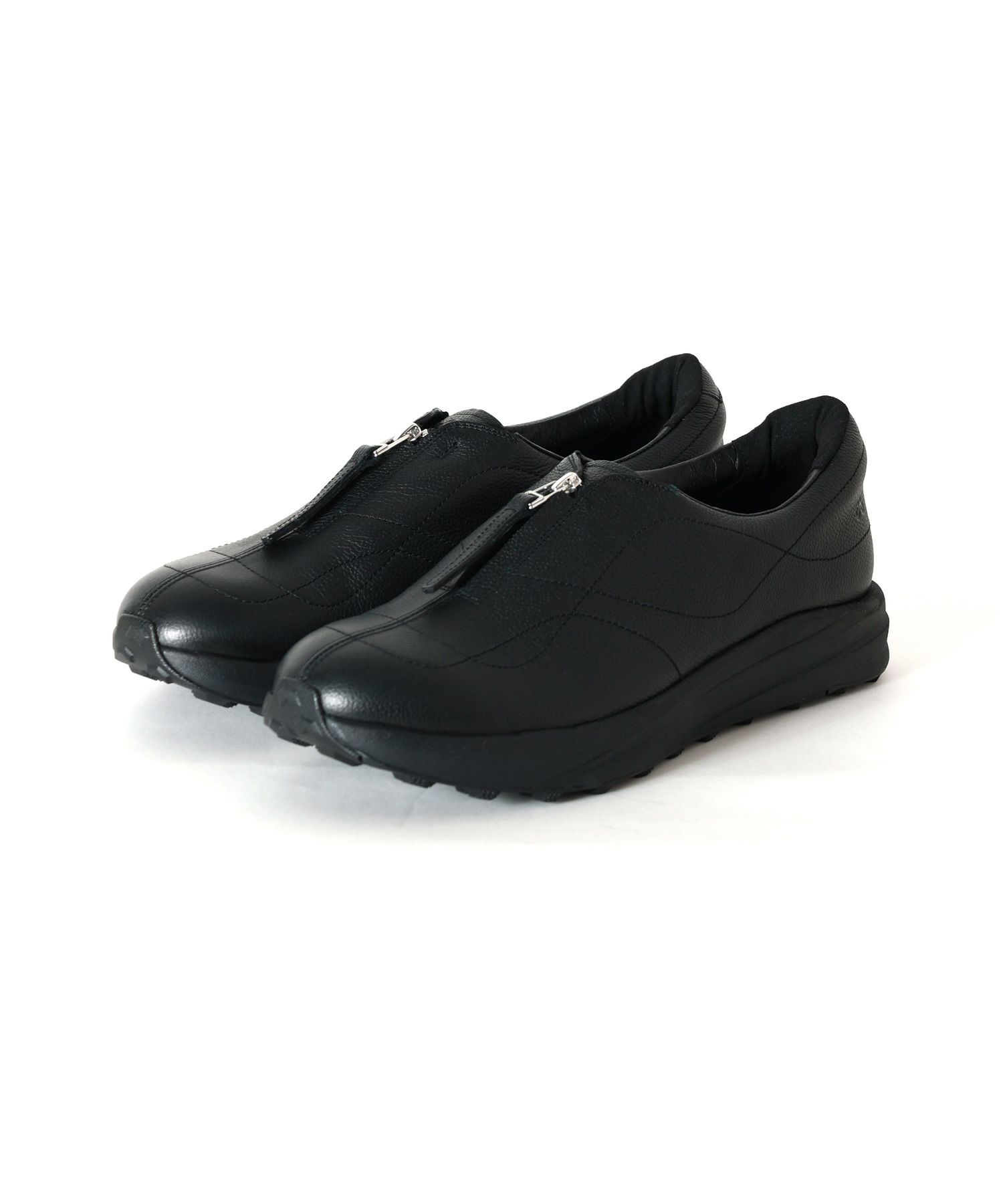 BLACK BLACK