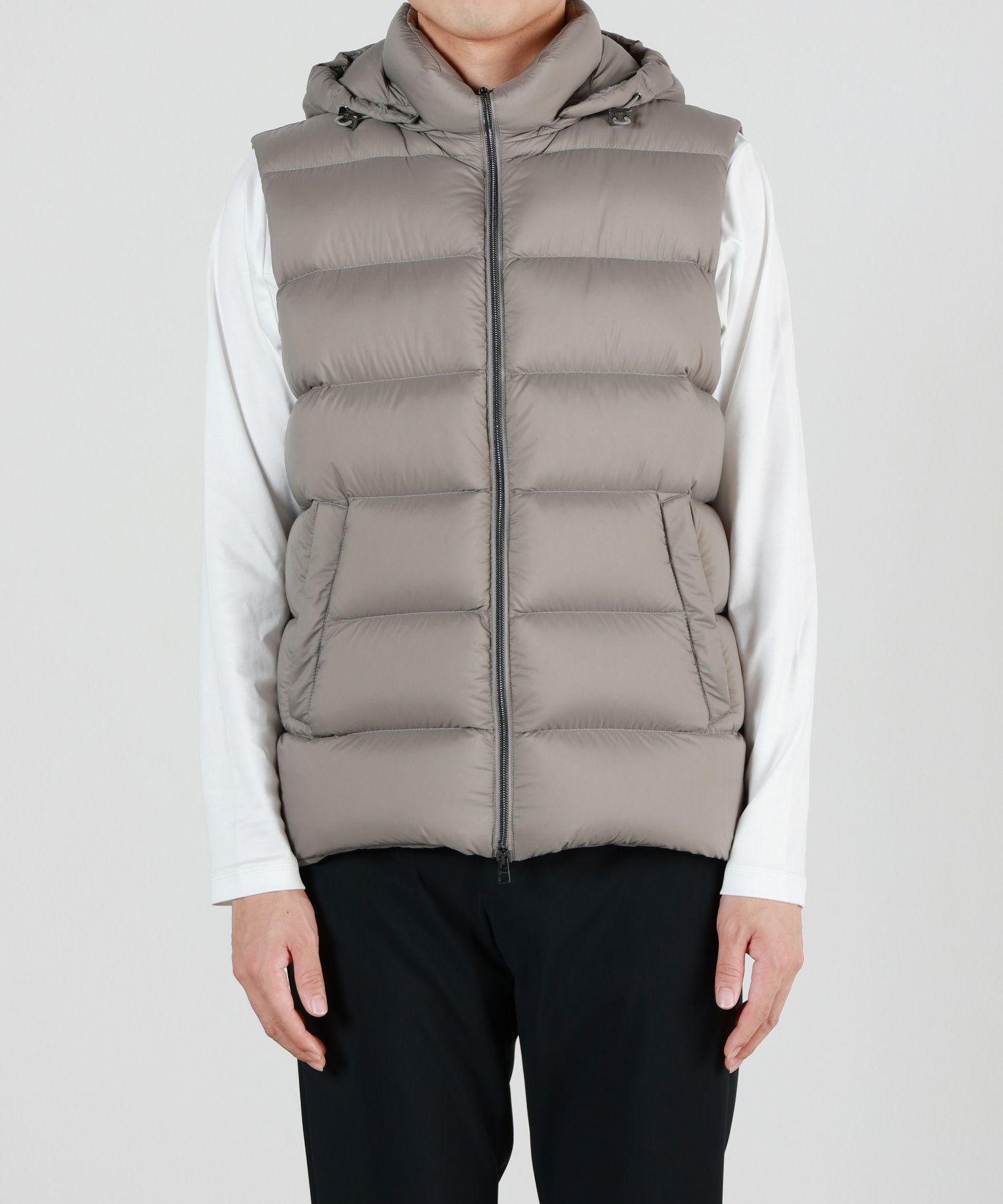 HERNO(ヘルノ)】 VEST｜PARIGOT ONLINE（パリゴオンライン）