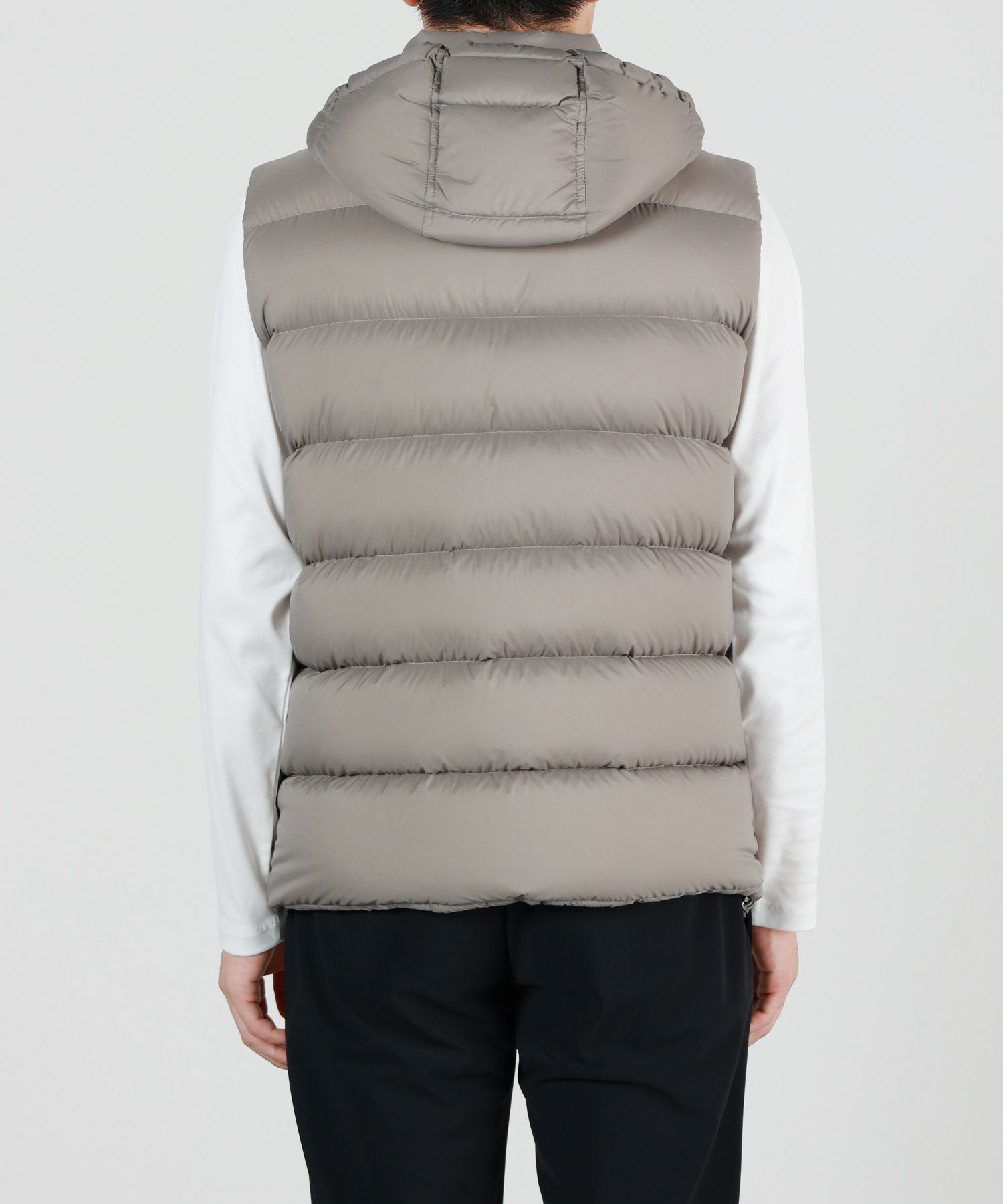HERNO(ヘルノ)】 VEST｜PARIGOT ONLINE（パリゴオンライン）