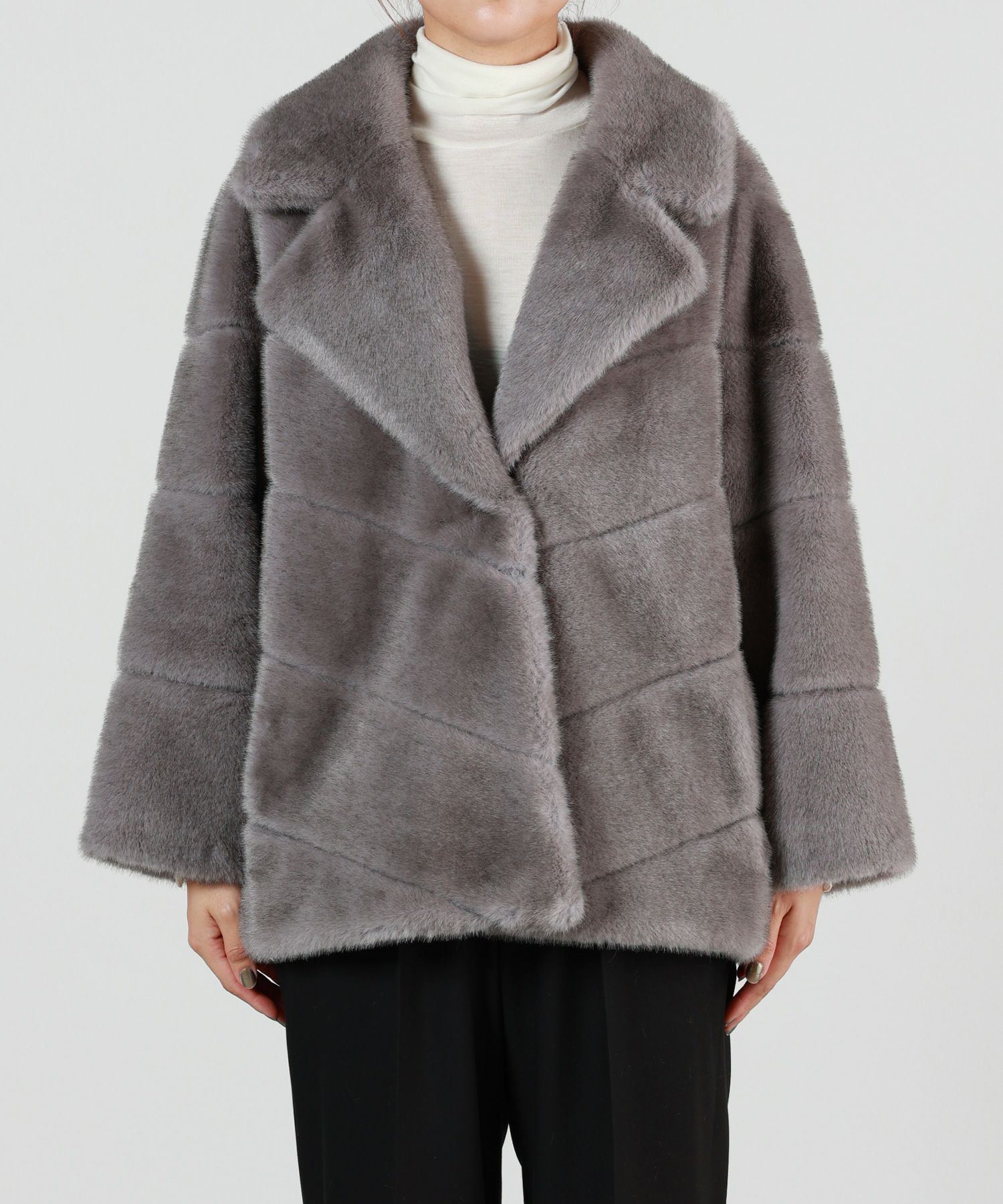 Lou Andrea(ルーアンドレア)】 ファーコート｜PARIGOT ONLINE（パリゴ