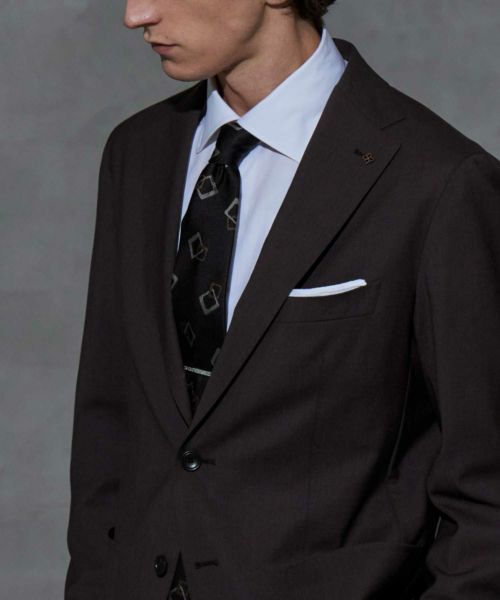 Holiday&Brown ホリデー&ブラウンシルクウール　ソリッドタイ Holiday & Brown Fall/Winter Ties are Hot! How to Style a Wool Tie