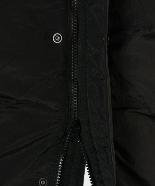 STONE ISLAND(ストーンアイランド)】 NYLON METAL IN ECONYL｜PARIGOT