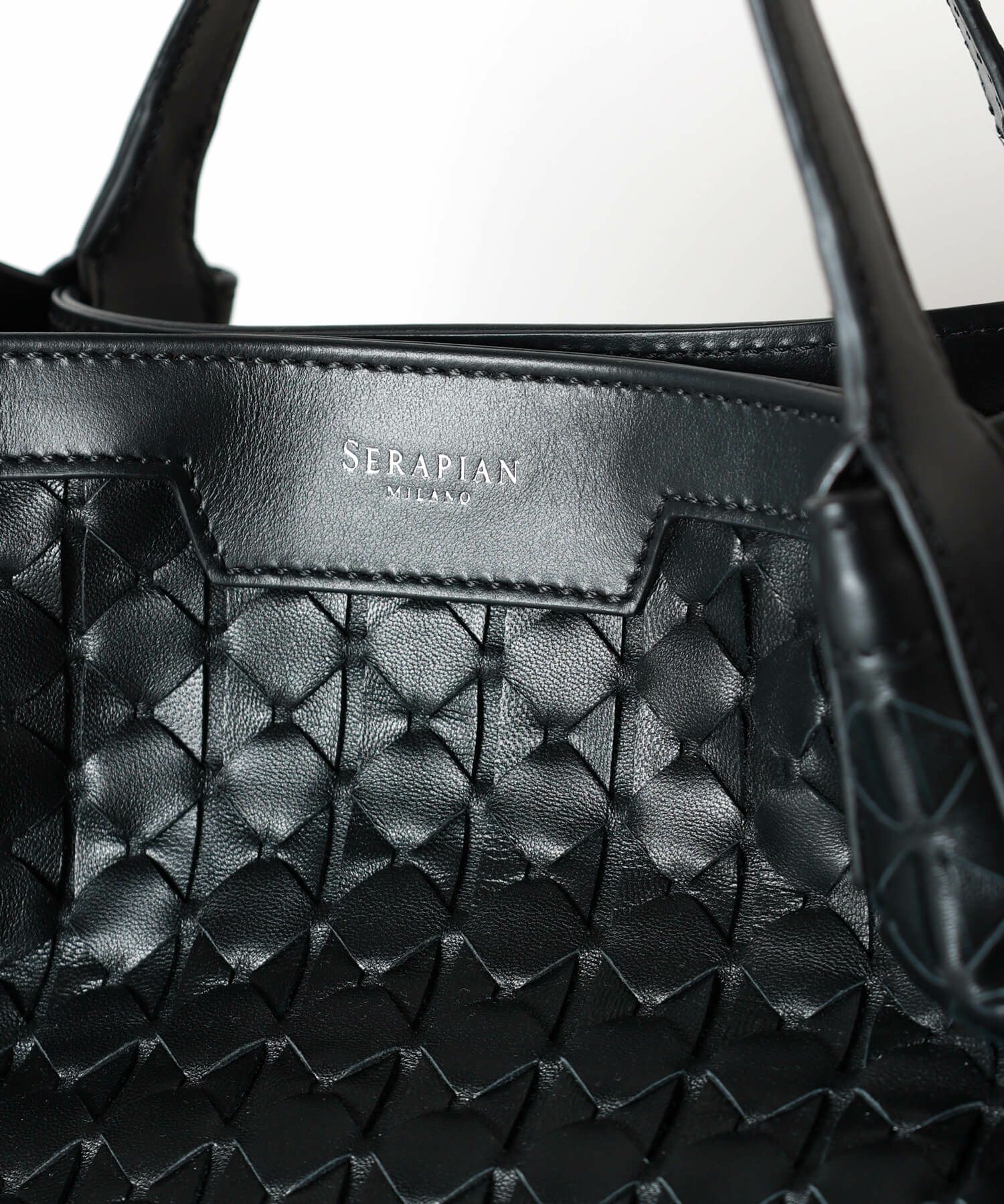 未使用級 SERAPIAN セラピアン ハラコ ワンショルダーバッグ ブラック 新お仕事バッグにランクイン！アートで機能的なセラピアンのトート