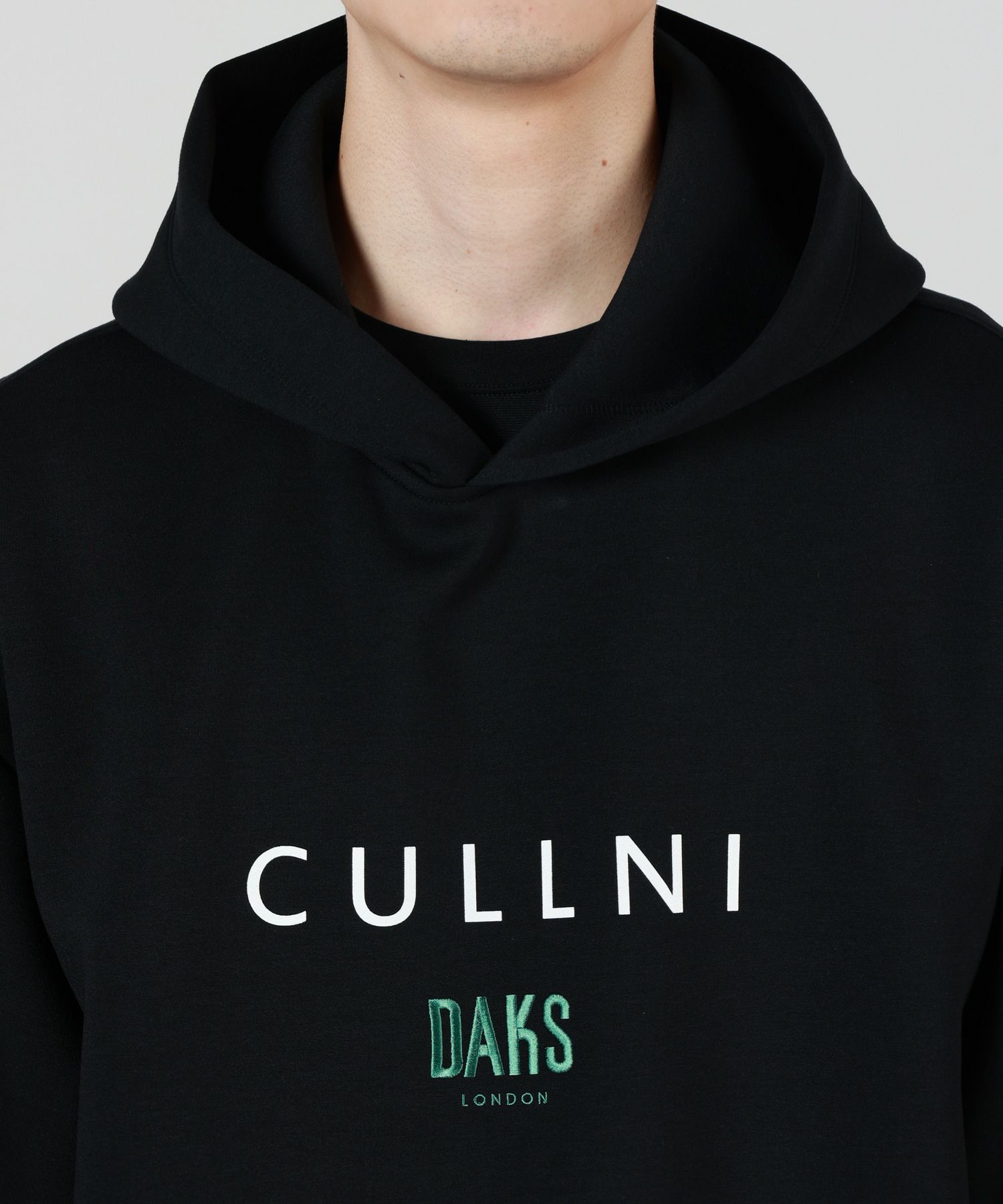 CULLNI(クルニ)】 CULLNI for DAKS LONDON Logo Hoodie｜PARIGOT  