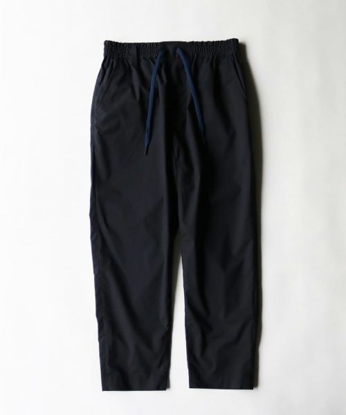 White Mountaineering(ホワイトマウンテニアリング)】 TAPERED