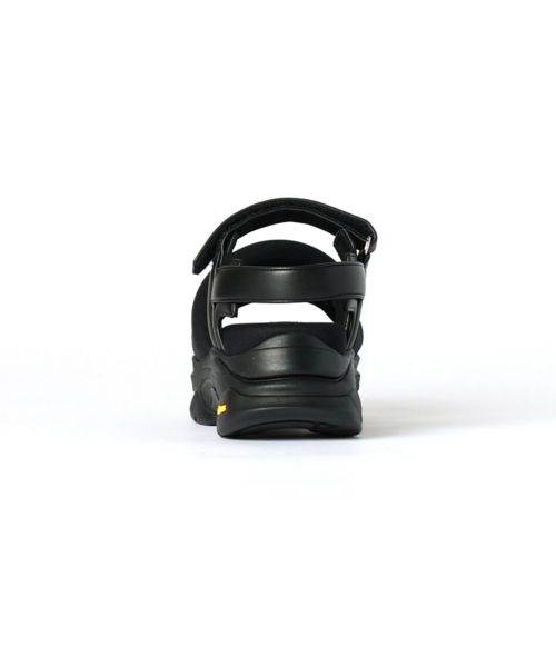 PIPPICHIC(ピッピシック)】 CROSS STRAP SQUARE TOE SHOES