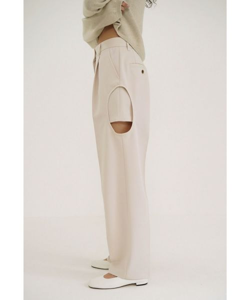CLANE(クラネ)】 SIDE CIRCLE CUT PANTS｜PARIGOT ONLINE