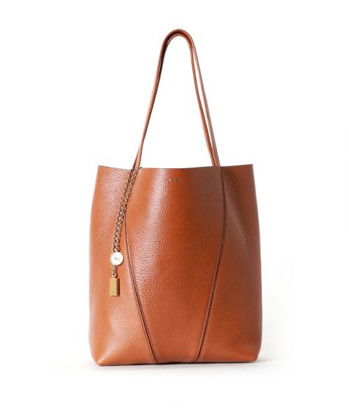 Chloe(クロエ)】 グレインレザー製CHLOE SPINトートバッグ