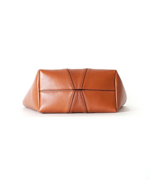 Chloe(クロエ)】 グレインレザー製CHLOE SPINトートバッグ