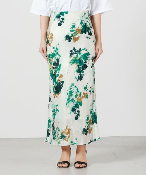SACRA BLURRED FLORA SKIRT 25SS スカート フラワー サクラ BLURRED FLORA SKIRT SACRA レディース 国内正規品