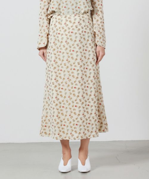 Mame Kurogouchi(マメ クロゴウチ)】 Floral Jacquard A-Line