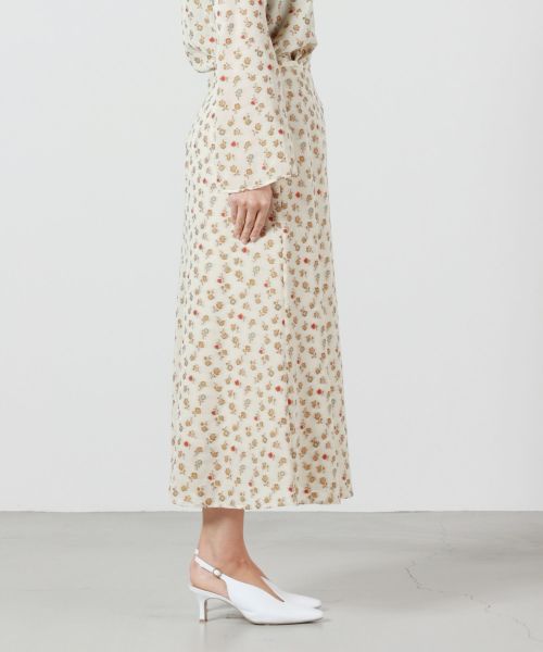 Mame Kurogouchi(マメ クロゴウチ)】 Floral Jacquard A-Line Skirt