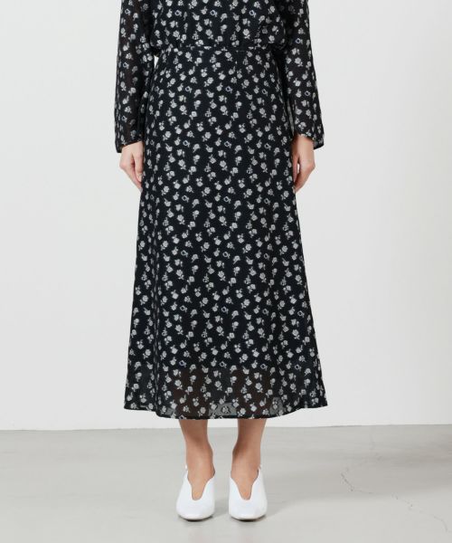 Mame Kurogouchi(マメ クロゴウチ)】 Floral Jacquard A-Line Skirt