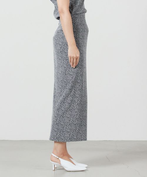 Mame Kurogouchi(マメ クロゴウチ)】 Micro Floral Jacquard