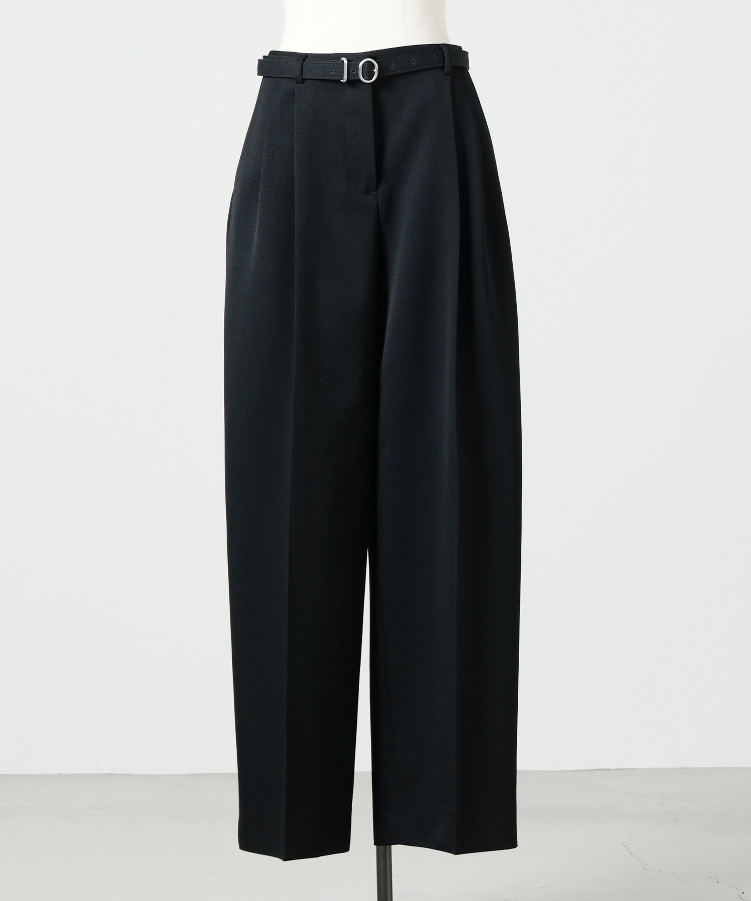 1(BLACK)