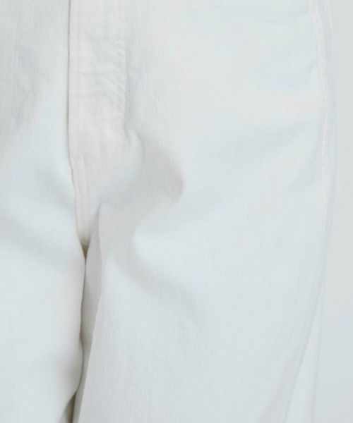 YANUK Loose Straight JOAN ホワイト 25 新品 コーディネート詳細 | YANUK ONLINE STORE
