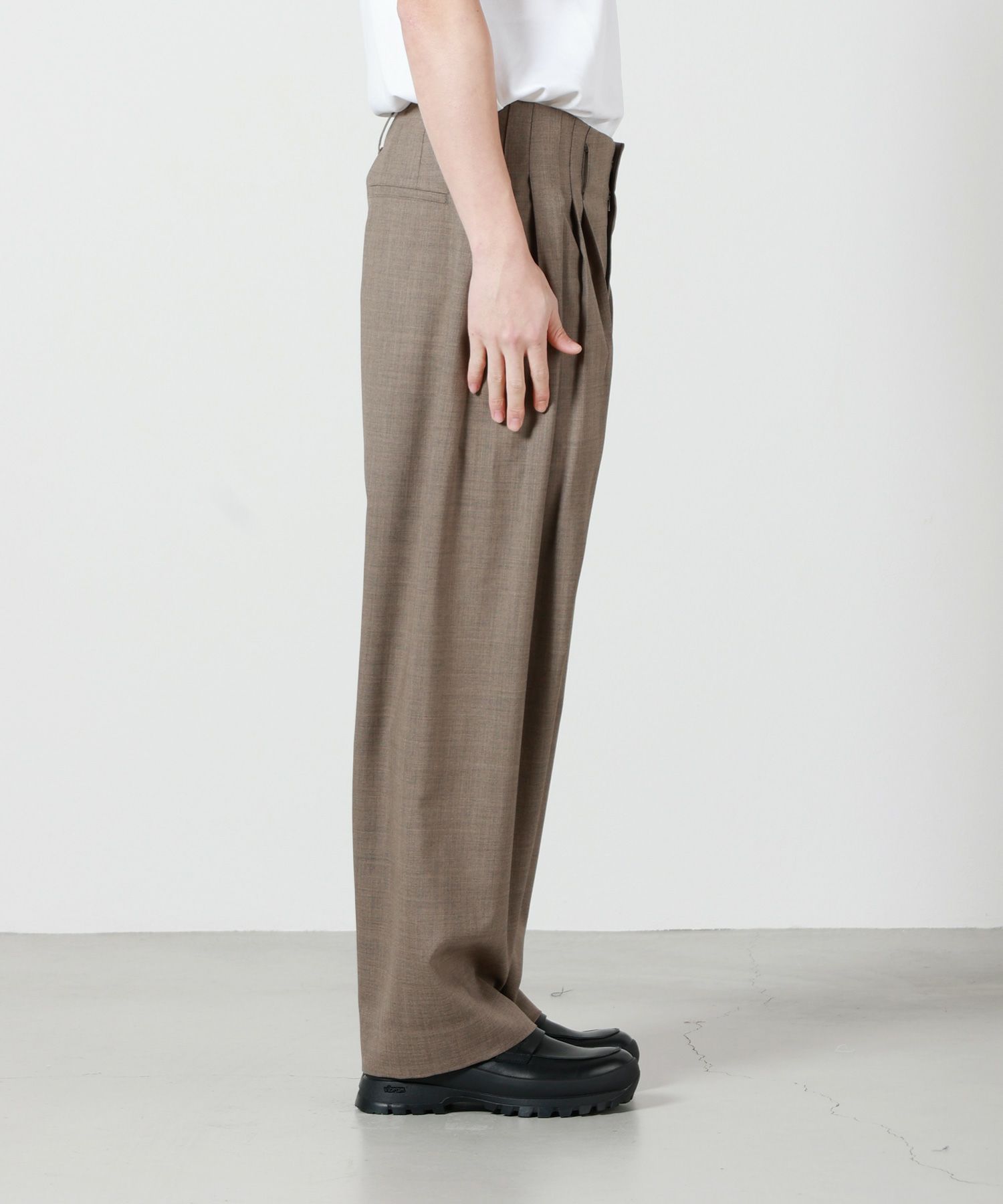 OVERCOAT(オーバーコート)】 5TUCK TROUSERS｜PARIGOT ONLINE（パリゴ 