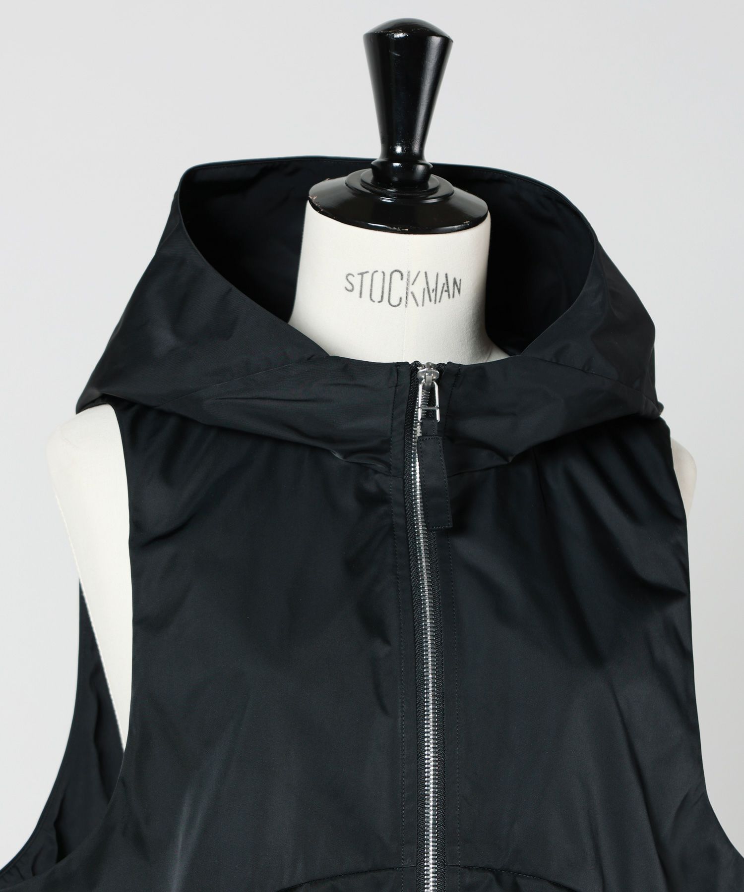 ENFOLD(エンフォルド)】 HOOD VEST｜PARIGOT ONLINE（パリゴオンライン）
