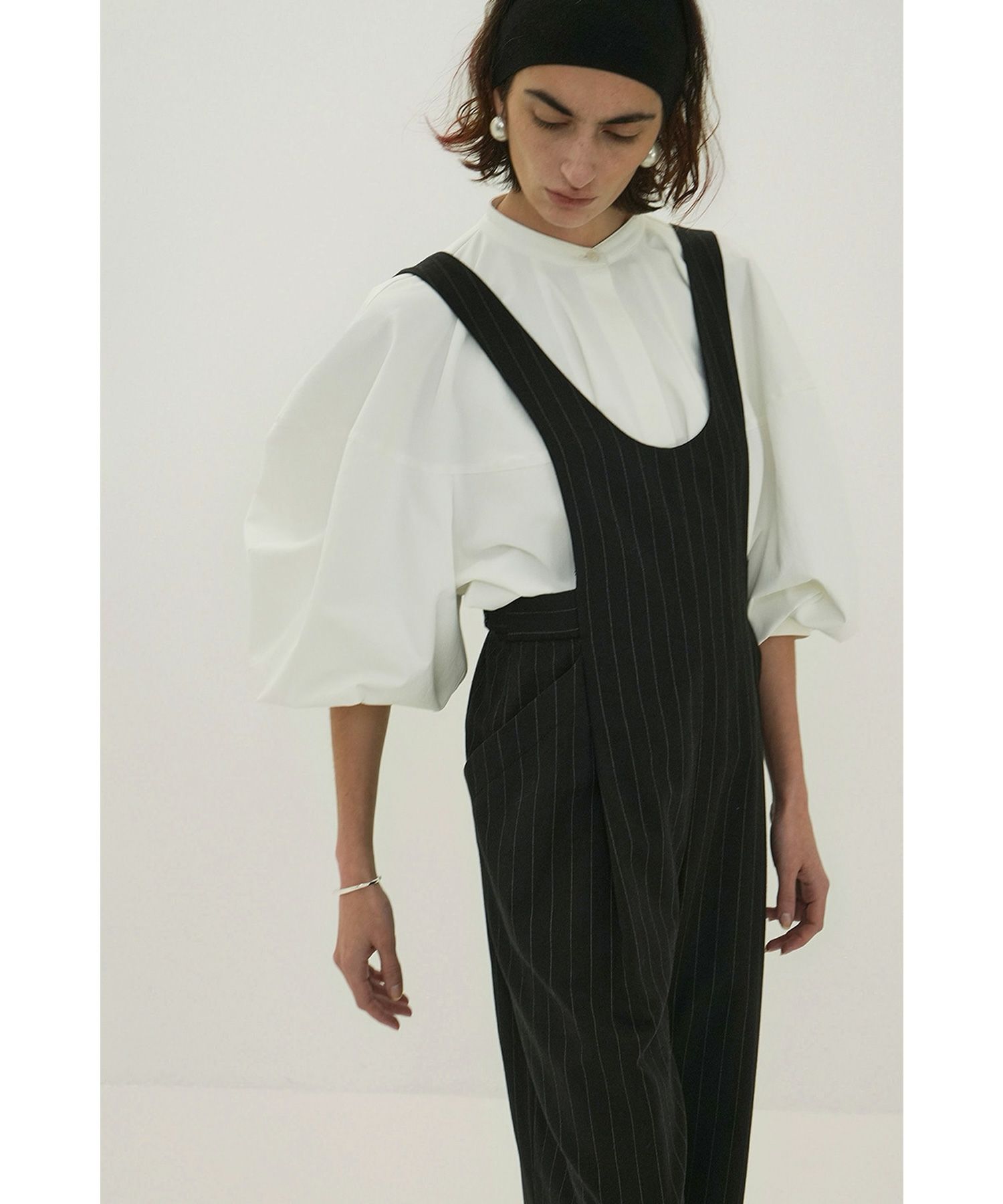 CLANE(クラネ)】 VOLUME SELEEVE STAND NECK SHIRT｜PARIGOT ONLINE 