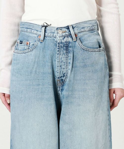 DENHAM(デンハム)】 デニムKIKO 2024WI WOMEN DENIM KIKO SRW ミドルライズのスーパーバギー