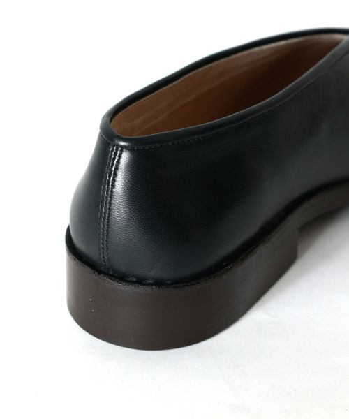 LEMAIRE(ルメール)】 FLAT PIPED SLIPPERS｜PARIGOT ONLINE