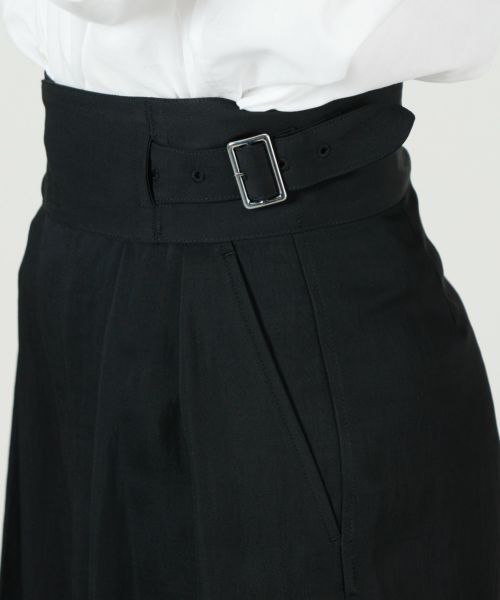 HYKE(ハイク)】 RPW TWILL GURKHA SHORTS｜PARIGOT ONLINE