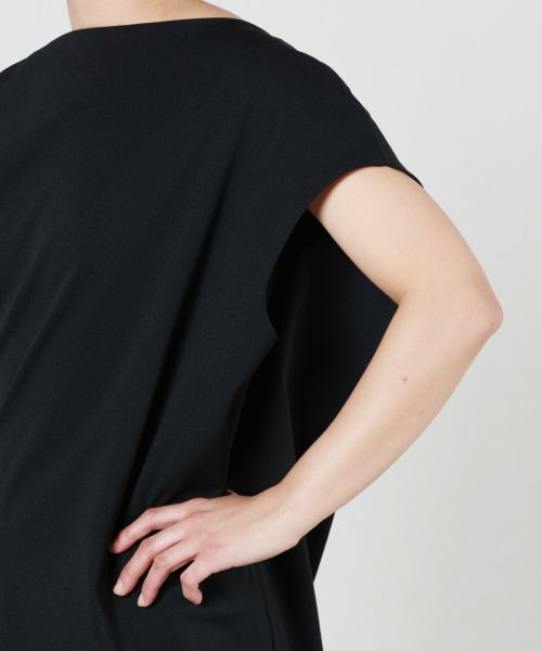 Mame Kurogouchi(マメ クロゴウチ)】 Double Jersey Asymmetric Dress