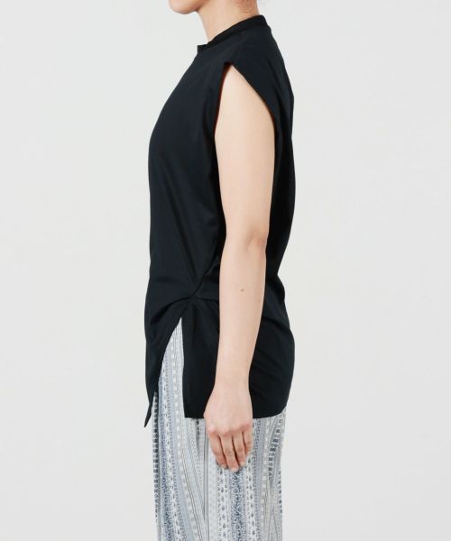 Mame Kurogouchi(マメ クロゴウチ)】 Cotton Jersey Asymmetric