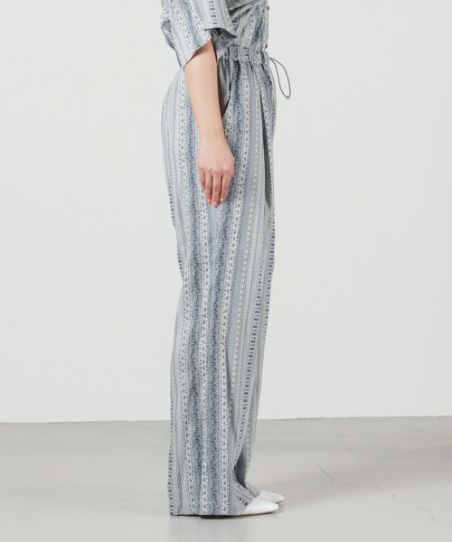 Mame Kurogouchi(マメ クロゴウチ)】 Stripe Jacquard Relaxed