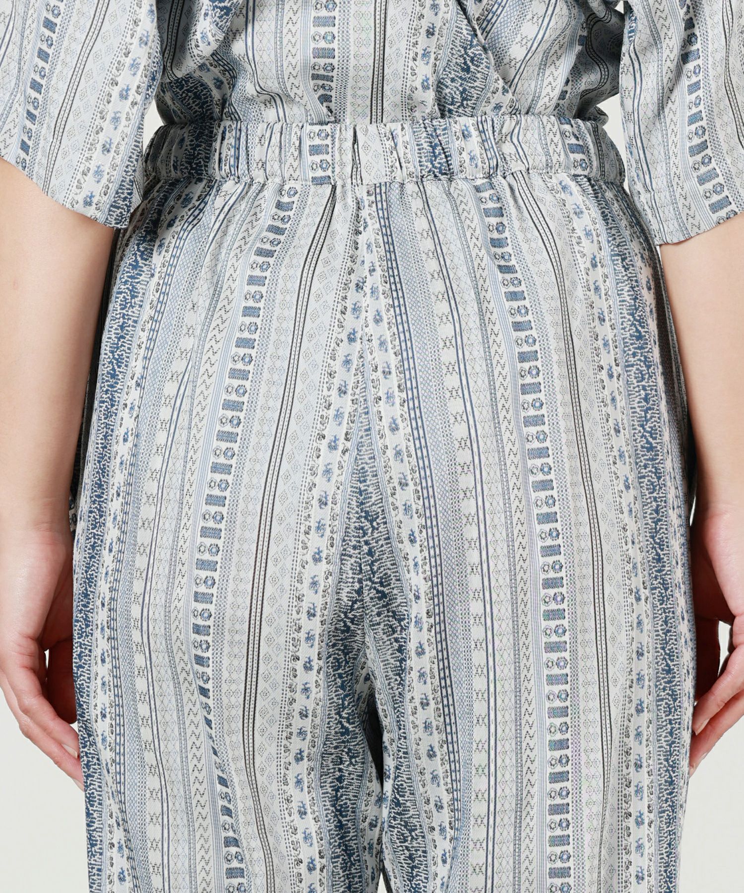 Mame Kurogouchi(マメ クロゴウチ)】 Stripe Jacquard Relaxed  