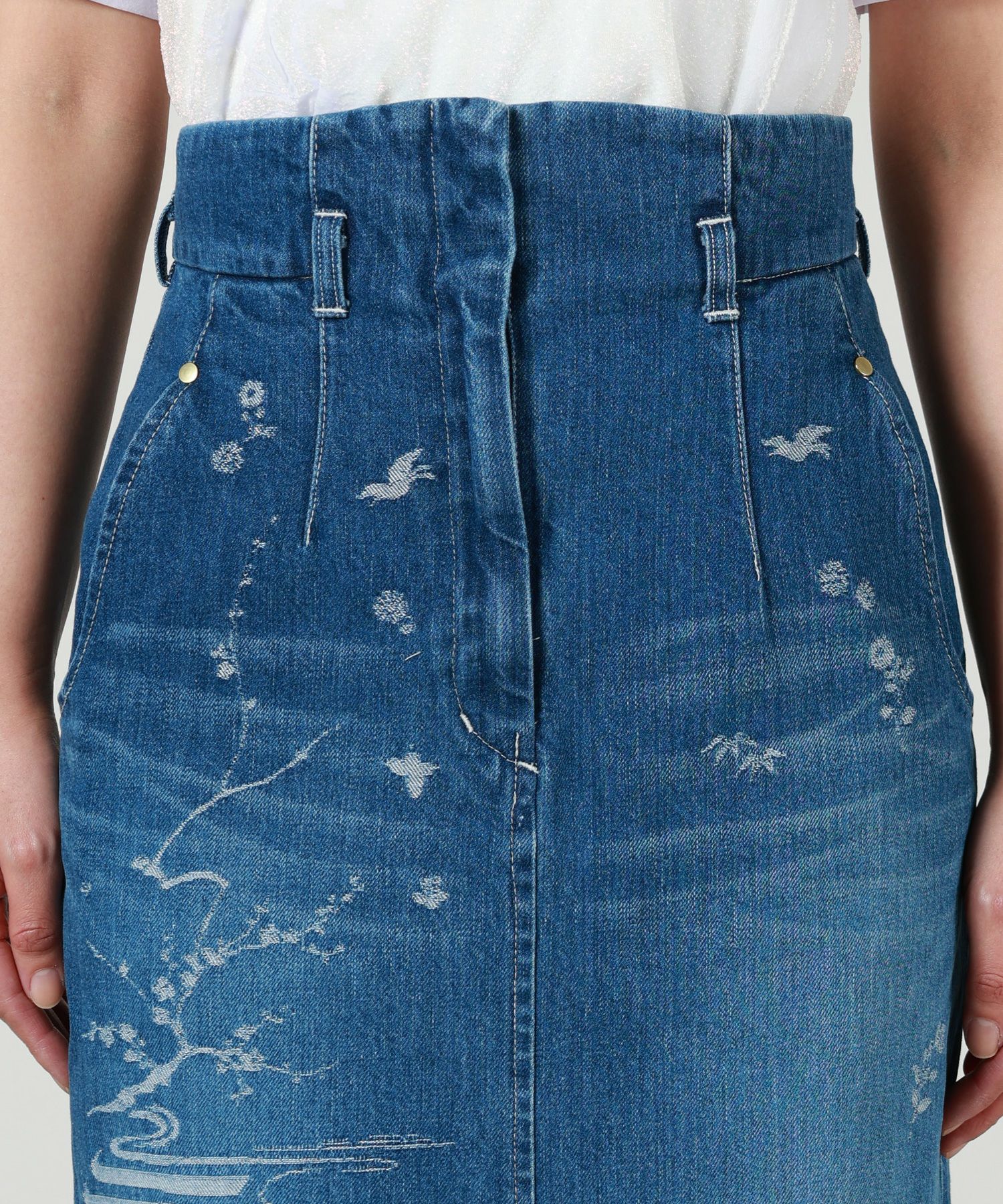 Mame Kurogouchi(マメ クロゴウチ)】 Nature Pattern Jacquard Denim 