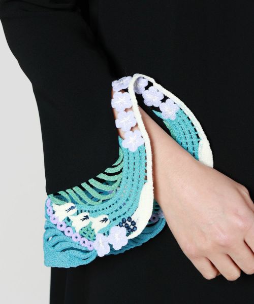 Mame Kurogouchi(マメ)】 22SS Embroidered Cuffs Top｜パリゴ