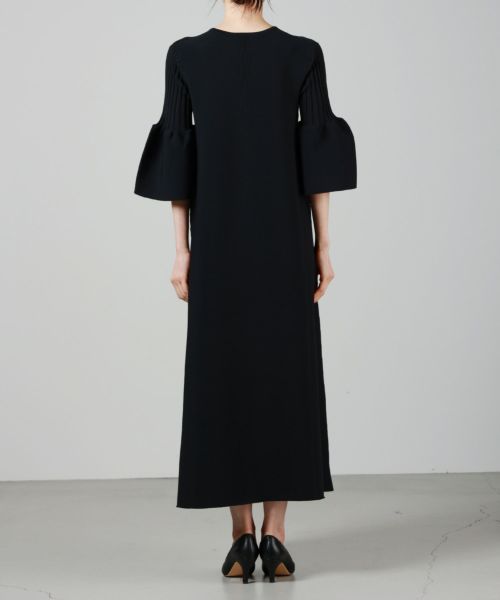 CFCL(シーエフシーエル)】 POTTERY SHORT BELL SLEEVE FLARE