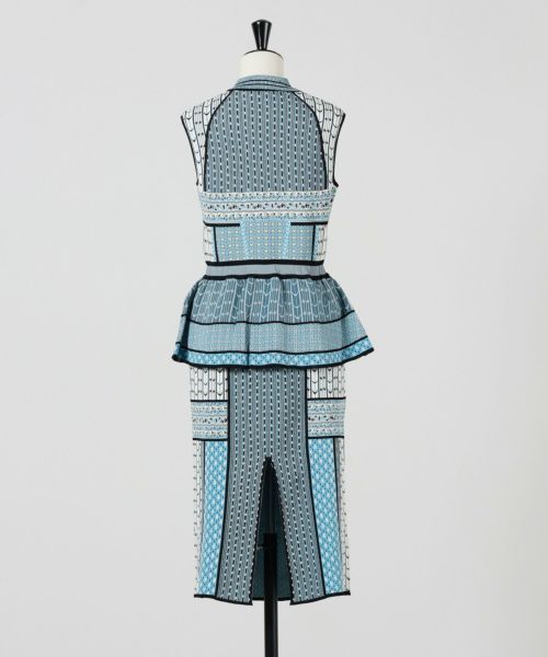 Mame Kurogouchi(マメ クロゴウチ)】 Geometric Pattern Knitted