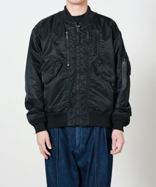 White Mountaineering(ホワイトマウンテニアリング)】 x ALPHA