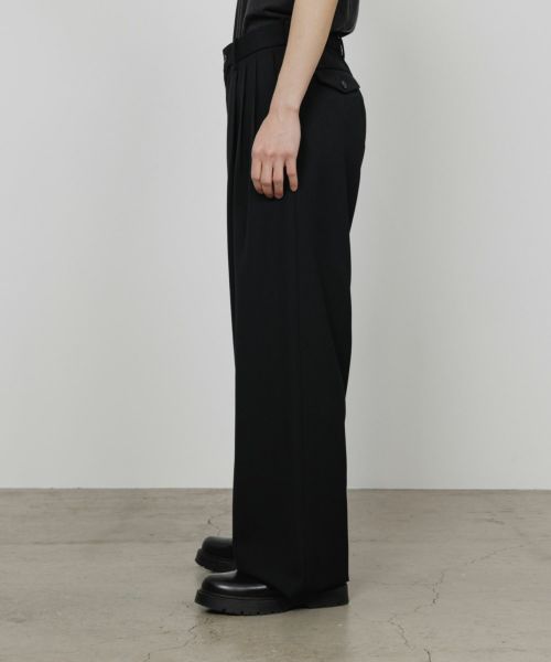 MARKAWARE(マーカウェア)】 TRIPLE PLEATED WIDE TROUSERS