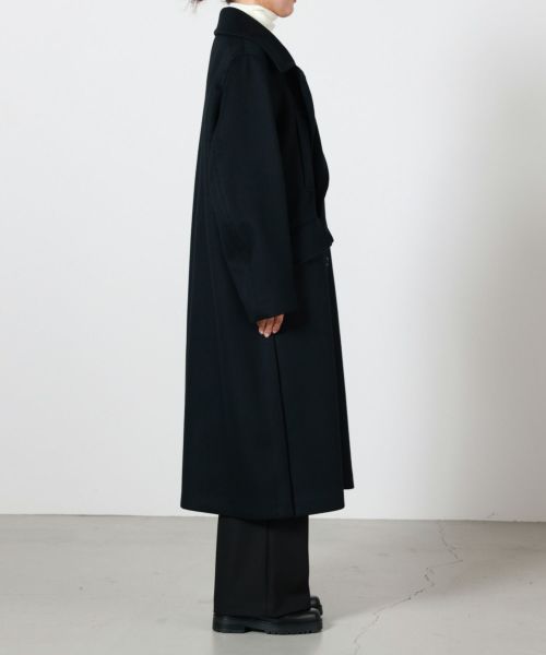 UJOH(ウジョー)】 Chin Strap Coat｜PARIGOT ONLINE（パリゴオンライン）