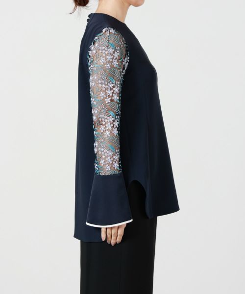 Mame Kurogouchi(マメ クロゴウチ)】 Floral Lace-Sleeve
