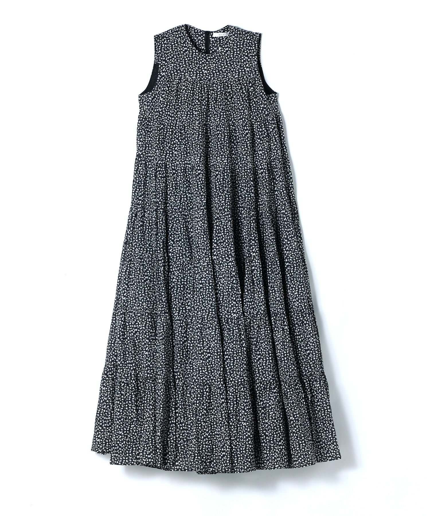 Baby Daisies/Black